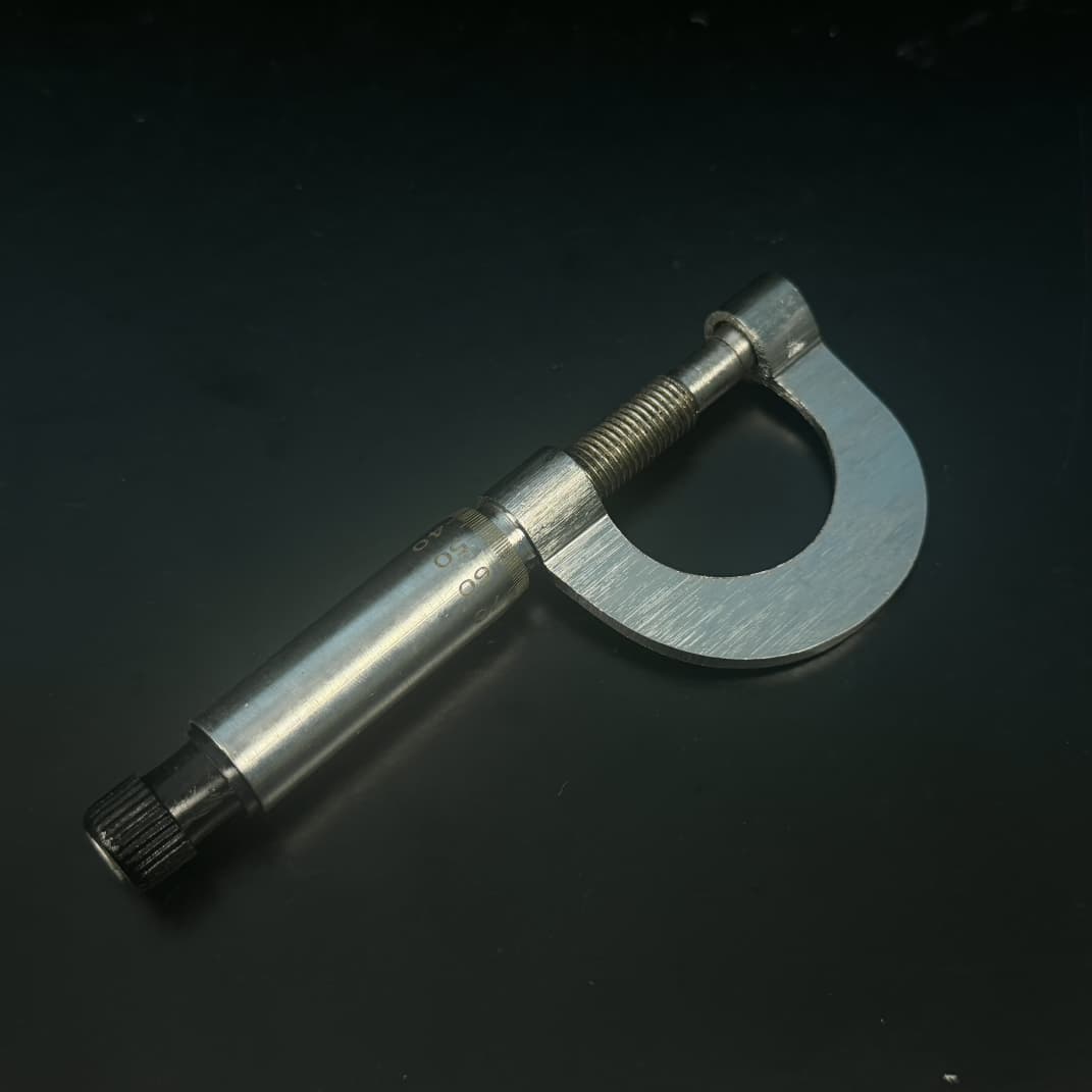 Screw Gauge 25mm Black Box