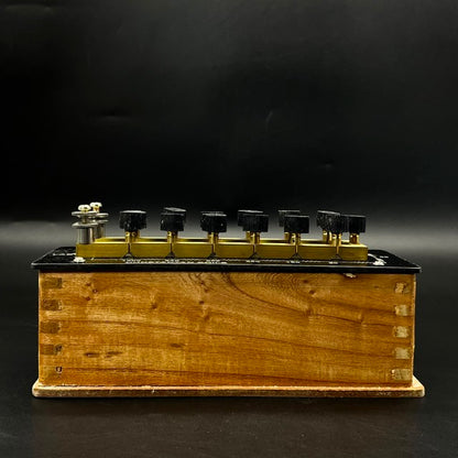 Resistance Box