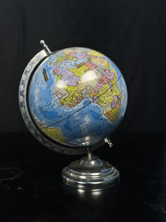 Globe Model